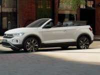 Auto Volkswagen T-Roc cabriolet 1.0 tsi style 115cv nuova in vendita presso concessionaria Fratelli Giacomel a 40.700 € - foto numero 3