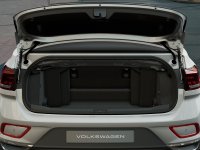 Auto Volkswagen T-Roc cabriolet 1.0 tsi style 115cv nuova in vendita presso concessionaria Fratelli Giacomel a 40.700 € - foto numero 4