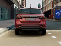 Auto Volkswagen T-Cross 1.0 tsi r-line plus 115cv nuova in vendita presso concessionaria Fratelli Giacomel a 30.400 € - foto numero 3