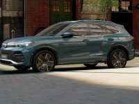 Auto Volkswagen Tiguan 1.5 etsi r-line plus 150cv dsg nuova in vendita presso concessionaria Fratelli Giacomel a 49.600 € - foto numero 4