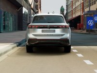 Auto Volkswagen Tiguan 1.5 etsi r-line plus 150cv dsg nuova in vendita presso concessionaria Fratelli Giacomel a 54.400 € - foto numero 3