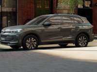 Auto Volkswagen Tiguan 2.0 tdi edition plus 150cv dsg nuova in vendita presso concessionaria Fratelli Giacomel a 45.200 € - foto numero 4