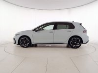 Auto Volkswagen Golf 2.0 tdi r-line plus 150cv dsg aziendale in vendita presso concessionaria Fratelli Giacomel a 33.900 &euro; - foto numero 3