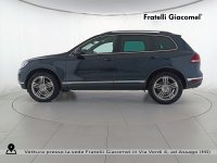 Auto Volkswagen Touareg 3.0 v6 tdi executive 204cv tiptronic usata in vendita presso concessionaria Fratelli Giacomel a 23.900 &euro; - foto numero 3