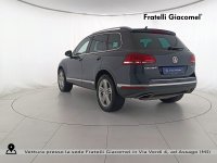 Auto Volkswagen Touareg 3.0 v6 tdi executive 204cv tiptronic usata in vendita presso concessionaria Fratelli Giacomel a 23.900 &euro; - foto numero 4