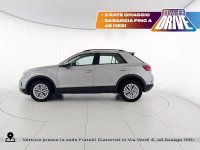 Auto Volkswagen T-Roc 2.0 tdi life 150cv dsg usata in vendita presso concessionaria Fratelli Giacomel a 22.900 &euro; - foto numero 3