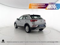 Auto Volkswagen T-Roc 2.0 tdi life 150cv dsg usata in vendita presso concessionaria Fratelli Giacomel a 22.900 &euro; - foto numero 4