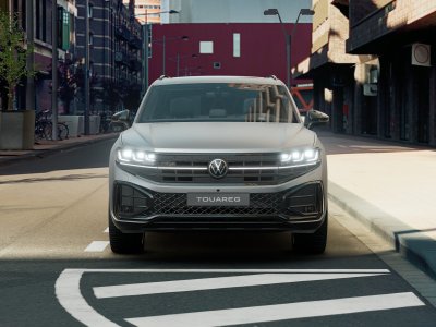 Auto Volkswagen Touareg Volkswagen Touareg R-Line V6 TDI 286cv nuova in vendita presso concessionaria Fratelli Giacomel a 116.800 € - foto numero 2