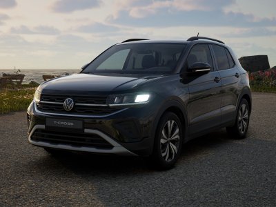 Auto Volkswagen T-Cross 1.0 tsi edition plus 115cv nuova in vendita presso concessionaria Fratelli Giacomel a 28.400 € - foto numero 1