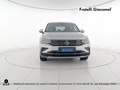 Auto Volkswagen Tiguan 1.4 tsi eh elegance dsg usata in vendita presso concessionaria Fratelli Giacomel a 30.900 € - foto numero 2