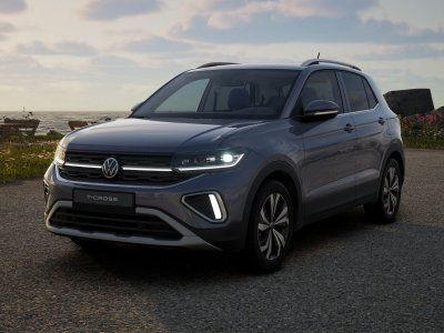 Auto Volkswagen T-Cross 1.0 tsi style 115cv dsg nuova in vendita presso concessionaria Fratelli Giacomel a 32.700 € - foto numero 1