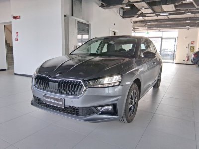 Auto Skoda Fabia 1.0 mpi evo young edition 80cv aziendale in vendita presso concessionaria Fratelli Giacomel a 17.900 &euro; - foto numero 1