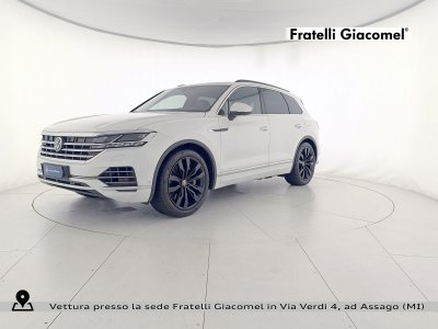 Auto Volkswagen Touareg 3.0 v6 tsi eh atmosphere tiptronic usata in vendita presso concessionaria Fratelli Giacomel a 51.900 € - foto numero 1