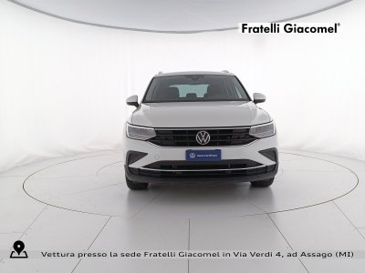 Auto Volkswagen Tiguan 1.5 tsi life 150cv dsg usata in vendita presso concessionaria Fratelli Giacomel a 24.900 € - foto numero 2