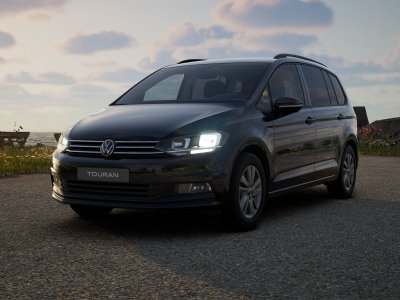 Auto Volkswagen Touran 2.0 tdi business dsg nuova in vendita presso concessionaria Fratelli Giacomel a 53.900 € - foto numero 1