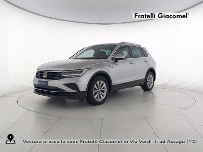 Auto Volkswagen Tiguan 1.5 tsi life 150cv dsg usata in vendita presso concessionaria Fratelli Giacomel a 23.400 &euro; - foto numero 1