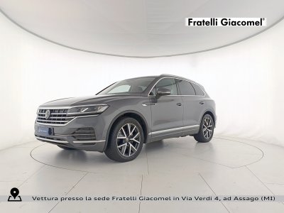 Auto Volkswagen Touareg 3.0 v6 tdi elegance 231cv tiptronic usata in vendita presso concessionaria Fratelli Giacomel a 54.900 &euro; - foto numero 1