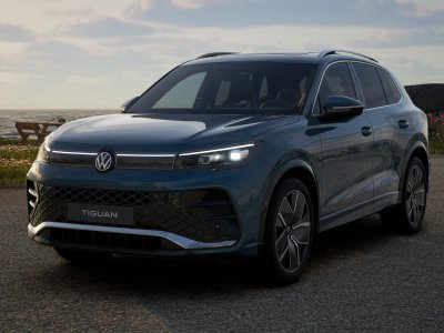 Auto Volkswagen Tiguan 1.5 etsi r-line plus 150cv dsg nuova in vendita presso concessionaria Fratelli Giacomel a 49.600 € - foto numero 1