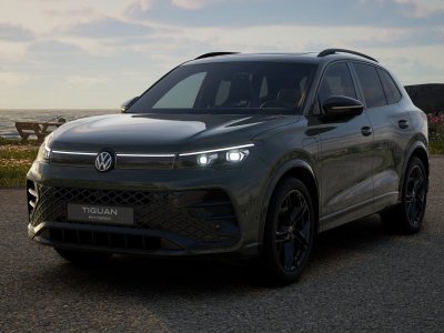 Auto Volkswagen Tiguan 1.5 tsi ehybrid r-line plus 204cv dsg nuova in vendita presso concessionaria Fratelli Giacomel a 60.400 € - foto numero 1