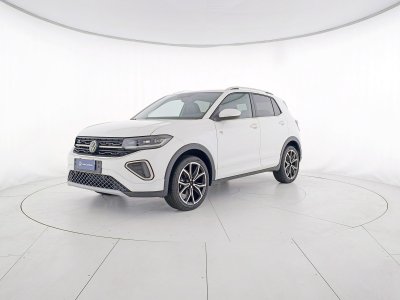 Auto Volkswagen T-Cross 1.0 tsi r-line plus 115cv km 0 in vendita presso concessionaria Fratelli Giacomel a 24.900 € - foto numero 1