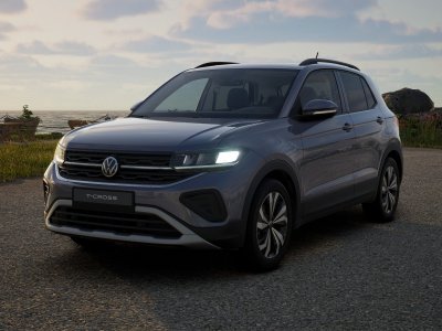 Auto Volkswagen T-Cross 1.0 tsi edition plus 115cv dsg nuova in vendita presso concessionaria Fratelli Giacomel a 30.100 € - foto numero 1