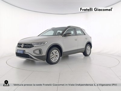 Auto Volkswagen T-Roc 1.0 tsi life 110cv usata in vendita presso concessionaria Fratelli Giacomel a 18.400 € - foto numero 1