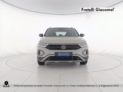 Auto Volkswagen T-Roc 1.0 tsi life 110cv usata in vendita presso concessionaria Fratelli Giacomel a 18.400 € - foto numero 2