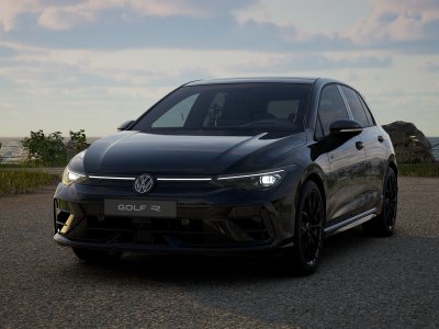 Auto Volkswagen Golf 2.0 tsi r black edition 4motion 333cv dsg nuova in vendita presso concessionaria Fratelli Giacomel a 76.900 € - foto numero 1