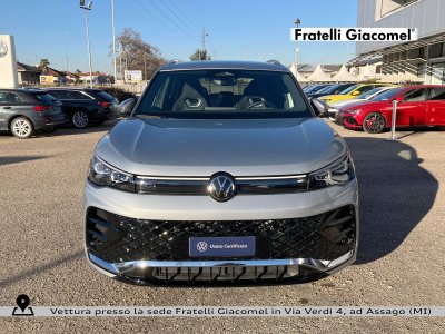 Auto Volkswagen Tiguan 2.0 tdi r-line 4motion 193cv dsg aziendale in vendita presso concessionaria Fratelli Giacomel a 47.900 &euro; - foto numero 2