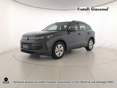 Auto Volkswagen Tiguan 2.0 tdi life 150cv dsg usata in vendita presso concessionaria Fratelli Giacomel a 33.900 &euro; - foto numero 1