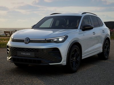 Auto Volkswagen Tiguan 1.5 etsi r-line 150cv dsg km 0 in vendita presso concessionaria Fratelli Giacomel a 44.900 € - foto numero 1