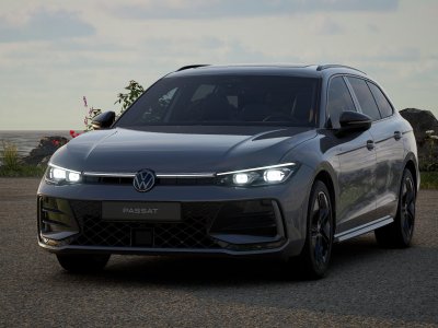 Auto Volkswagen Passat 1.5 etsi act r-line plus 150cv dsg km 0 in vendita presso concessionaria Fratelli Giacomel a 44.400 € - foto numero 1