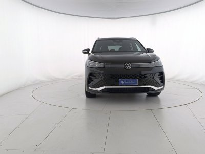 Auto Volkswagen Tiguan 2.0 tdi r-line 150cv dsg usata in vendita presso concessionaria Fratelli Giacomel a 39.400 &euro; - foto numero 2