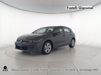 Auto Volkswagen Golf 2.0 tdi life 115cv aziendale in vendita presso concessionaria Fratelli Giacomel a 26.400 &euro; - foto numero 1