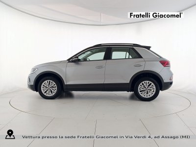 Auto Volkswagen T-Roc 2.0 tdi life 150cv dsg usata in vendita presso concessionaria Fratelli Giacomel a 24.900 &euro; - foto numero 2