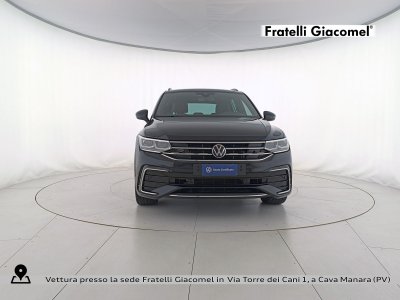 Auto Volkswagen Tiguan 2.0 tdi r-line 150cv dsg usata in vendita presso concessionaria Fratelli Giacomel a 31.400 &euro; - foto numero 2
