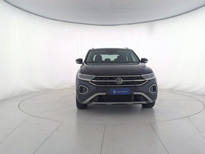 Auto Volkswagen T-Roc 1.0 tsi style 115cv aziendale in vendita presso concessionaria Fratelli Giacomel a 23.400 &euro; - foto numero 2