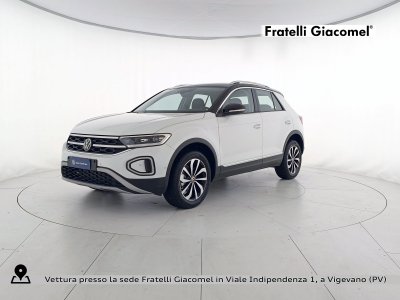 Auto Volkswagen T-Roc 1.5 tsi style dsg aziendale in vendita presso concessionaria Fratelli Giacomel a 29.400 &euro; - foto numero 1