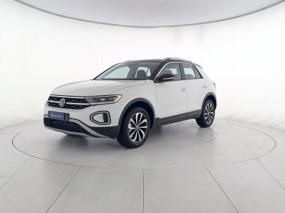 Auto Volkswagen T-Roc 1.5 tsi style dsg aziendale in vendita presso concessionaria Fratelli Giacomel a 29.400 &euro; - foto numero 1