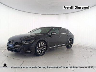 Auto Volkswagen Arteon Shooting Brake Sw 2.0 tsi 190CV dsg R-line usata in vendita presso concessionaria Fratelli Giacomel a 37.900 &euro; - foto numero 1
