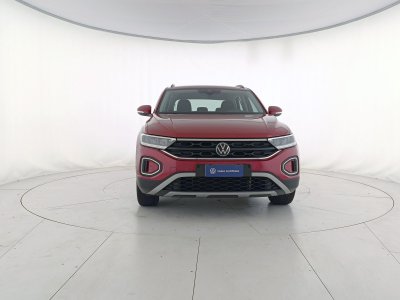 Auto Volkswagen T-Roc 1.0 tsi life 110cv usata in vendita presso concessionaria Fratelli Giacomel a 18.900 &euro; - foto numero 2