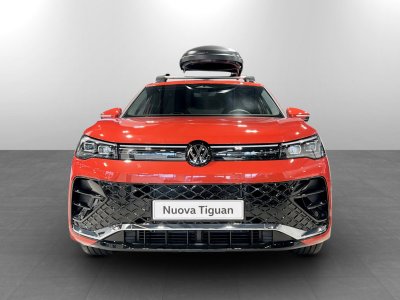 Auto Volkswagen Tiguan 1.5 etsi r-line plus 150cv dsg km 0 in vendita presso concessionaria Fratelli Giacomel a 41.900 &euro; - foto numero 2