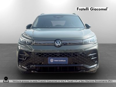 Auto Volkswagen Tiguan 1.5 tsi ehybrid r-line plus 204cv dsg aziendale in vendita presso concessionaria Fratelli Giacomel a 44.900 &euro; - foto numero 2