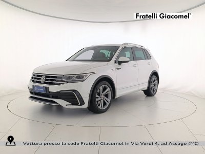 Auto Volkswagen Tiguan 2.0 tdi r-line 150cv dsg usata in vendita presso concessionaria Fratelli Giacomel a 30.900 &euro; - foto numero 1