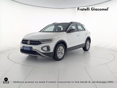 Auto Volkswagen T-Roc 1.0 tsi life 110cv usata in vendita presso concessionaria Fratelli Giacomel a 18.400 &euro; - foto numero 1