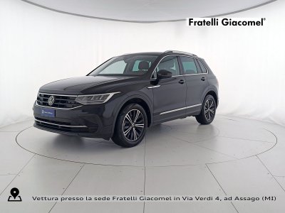 Auto Volkswagen Tiguan 1.5 tsi life 150cv dsg usata in vendita presso concessionaria Fratelli Giacomel a 25.400 &euro; - foto numero 1