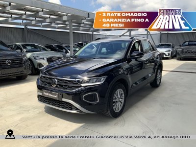 Auto Volkswagen T-Roc 1.0 tsi life 110cv usata in vendita presso concessionaria Fratelli Giacomel a 18.900 &euro; - foto numero 1