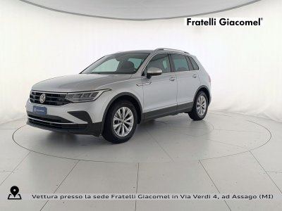 Auto Volkswagen Tiguan 1.5 tsi life 150cv dsg usata in vendita presso concessionaria Fratelli Giacomel a 25.900 &euro; - foto numero 1