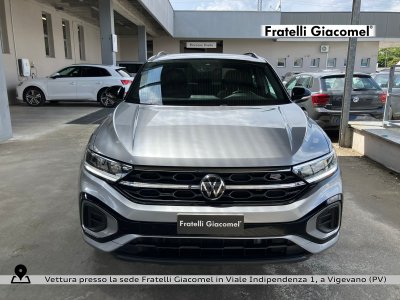 Auto Volkswagen T-Roc 1.0 tsi r-line 110cv usata in vendita presso concessionaria Fratelli Giacomel a 22.400 &euro; - foto numero 2