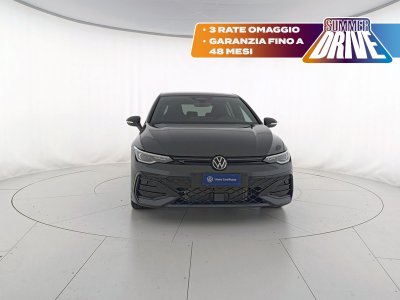 Auto Volkswagen Golf 1.5 etsi r-line plus 115cv dsg km 0 in vendita presso concessionaria Fratelli Giacomel a 32.400 &euro; - foto numero 2